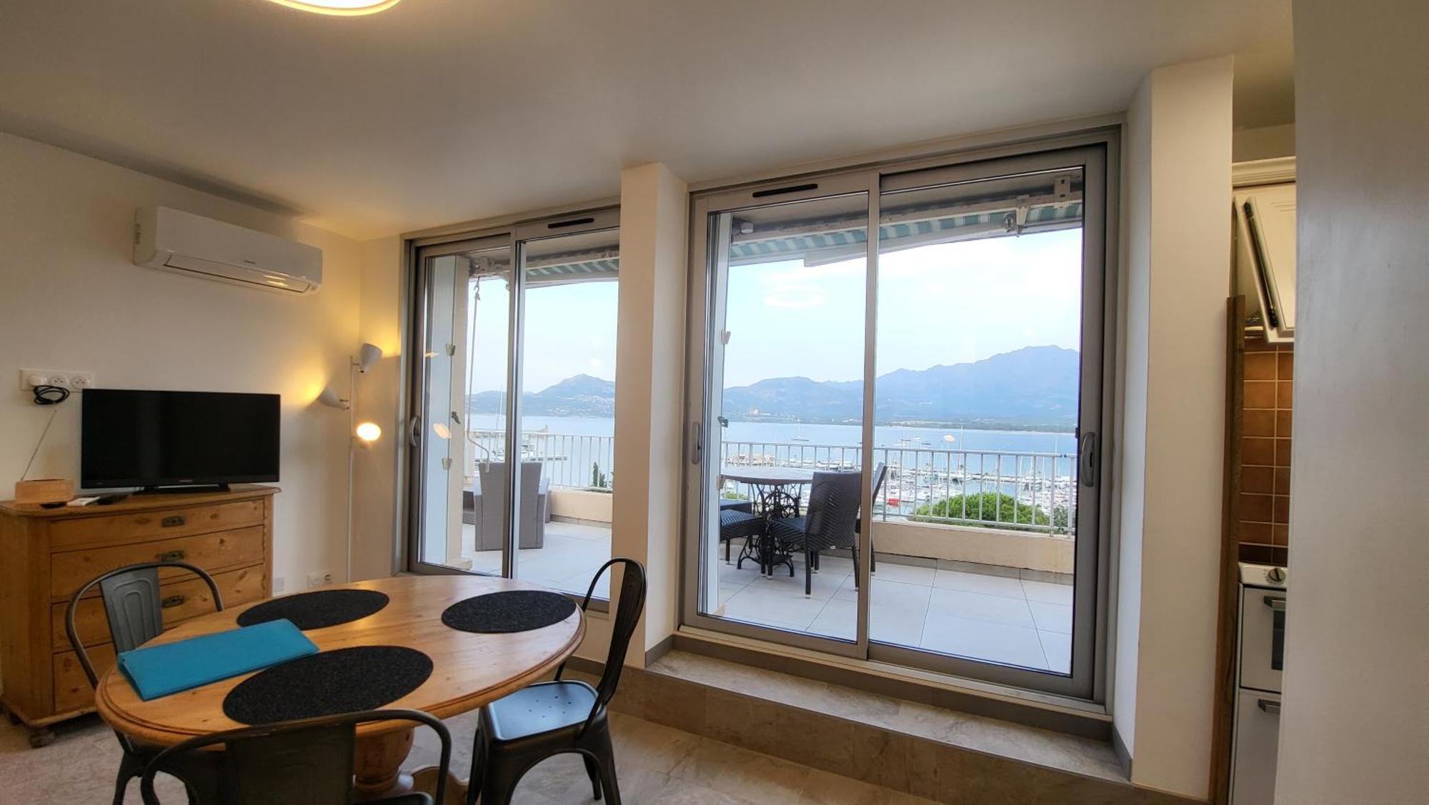 Appartement Sur La Baie, En Centre Ville Calvi  Bagian luar foto