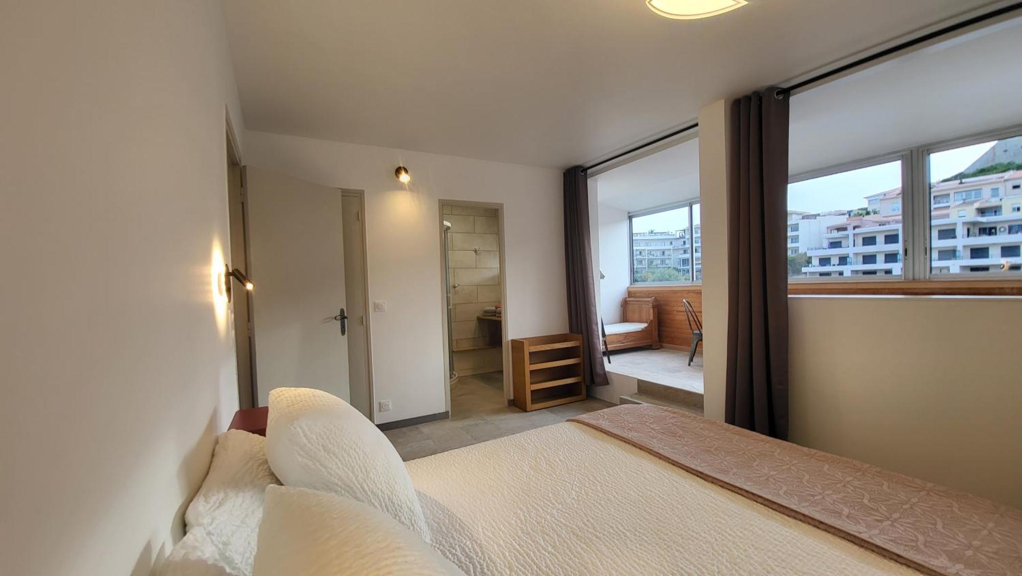 Appartement Sur La Baie, En Centre Ville Calvi  Bagian luar foto
